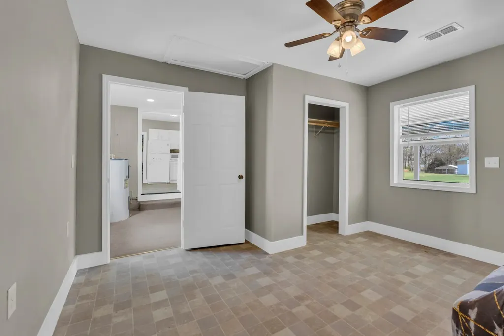 320 W King Street Morrison TN 37357