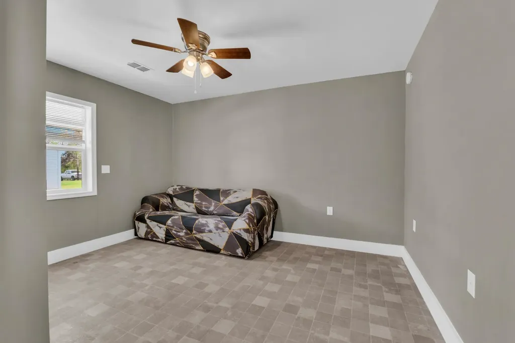 320 W King Street Morrison TN 37357