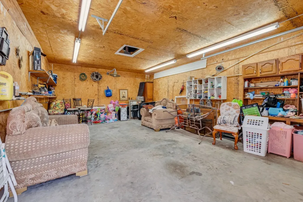 320 W King Street Morrison TN 37357
