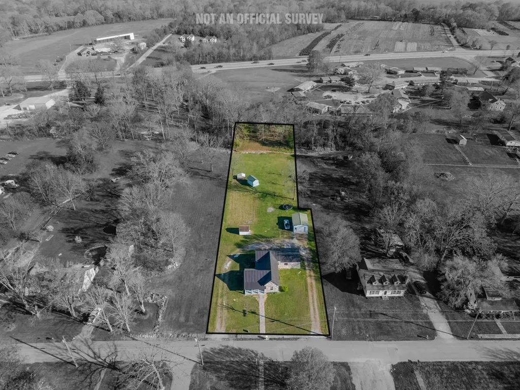 320 W King Street Morrison TN 37357