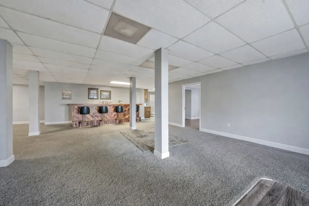 311 Downs Road Cumberland City TN 37050