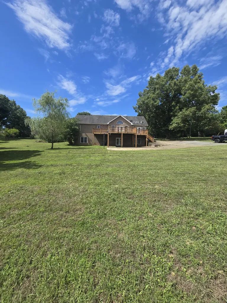 311 Downs Road Cumberland City TN 37050