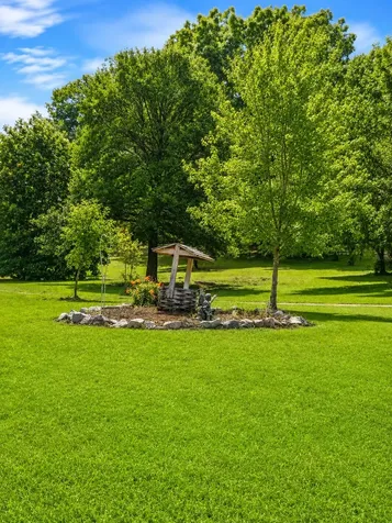 311 Downs Road Cumberland City TN 37050