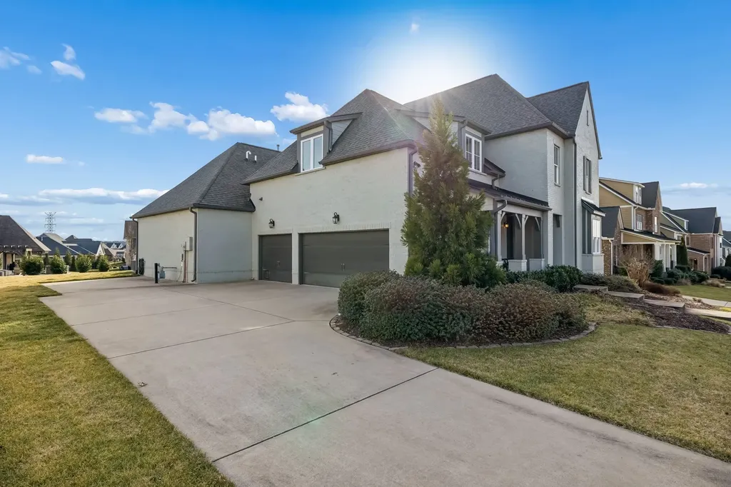 142 Vanner Road Mount Juliet TN 37122