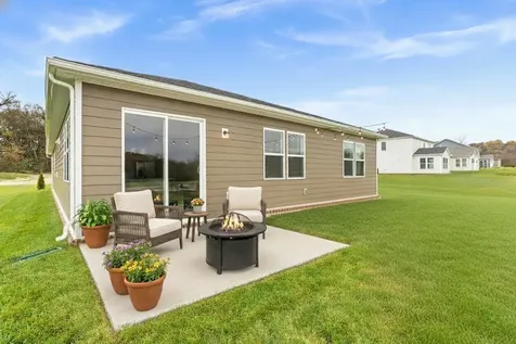 1544 Oak Spring Drive Columbia TN 38401
