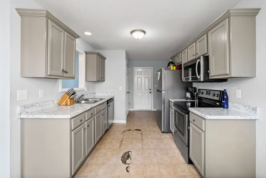 2912 Core Drive Clarksville TN 37040