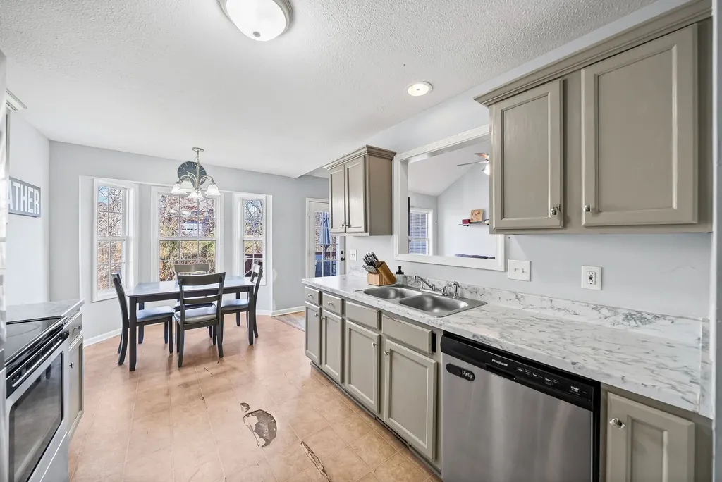 2912 Core Drive Clarksville TN 37040