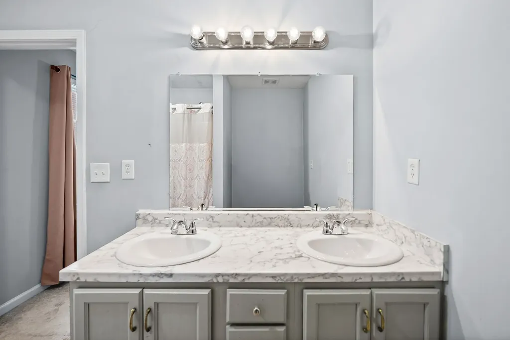 2912 Core Drive Clarksville TN 37040