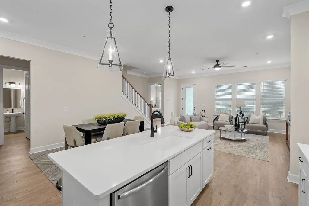 460 Buckwood Avenue, W Thompsons Station TN 37179