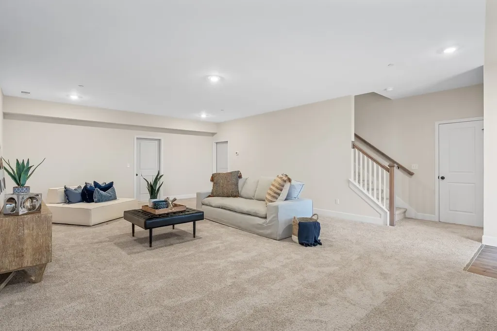 460 Buckwood Avenue, W Thompsons Station TN 37179