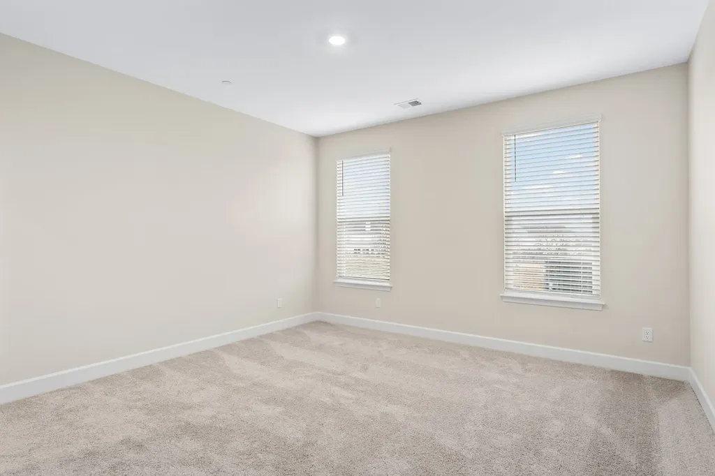 460 Buckwood Avenue, W Thompsons Station TN 37179