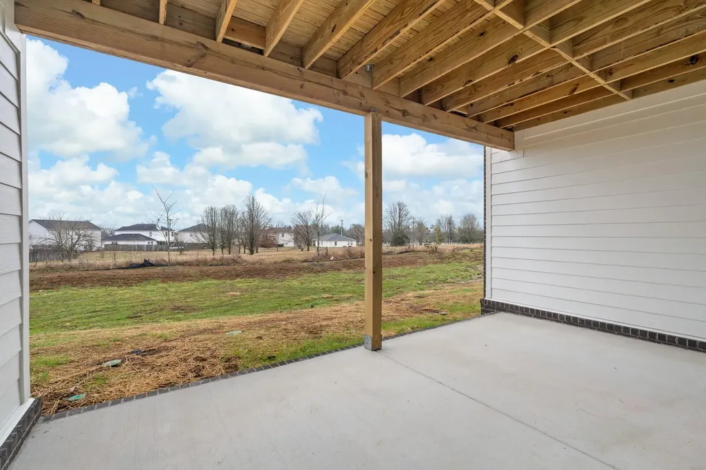 460 Buckwood Avenue, W Thompsons Station TN 37179