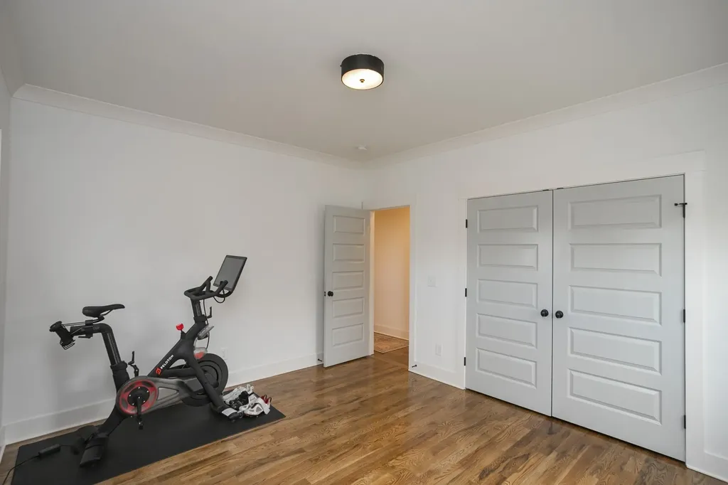 1510B Dugger Drive Nashville TN 37206