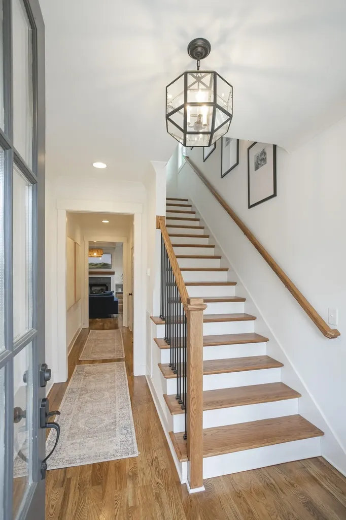 1510B Dugger Drive Nashville TN 37206