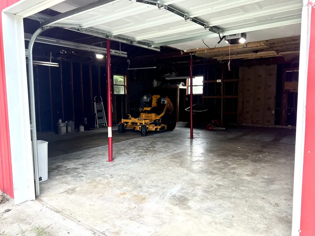 4883 Rocky Mound Road Westmoreland TN 37186