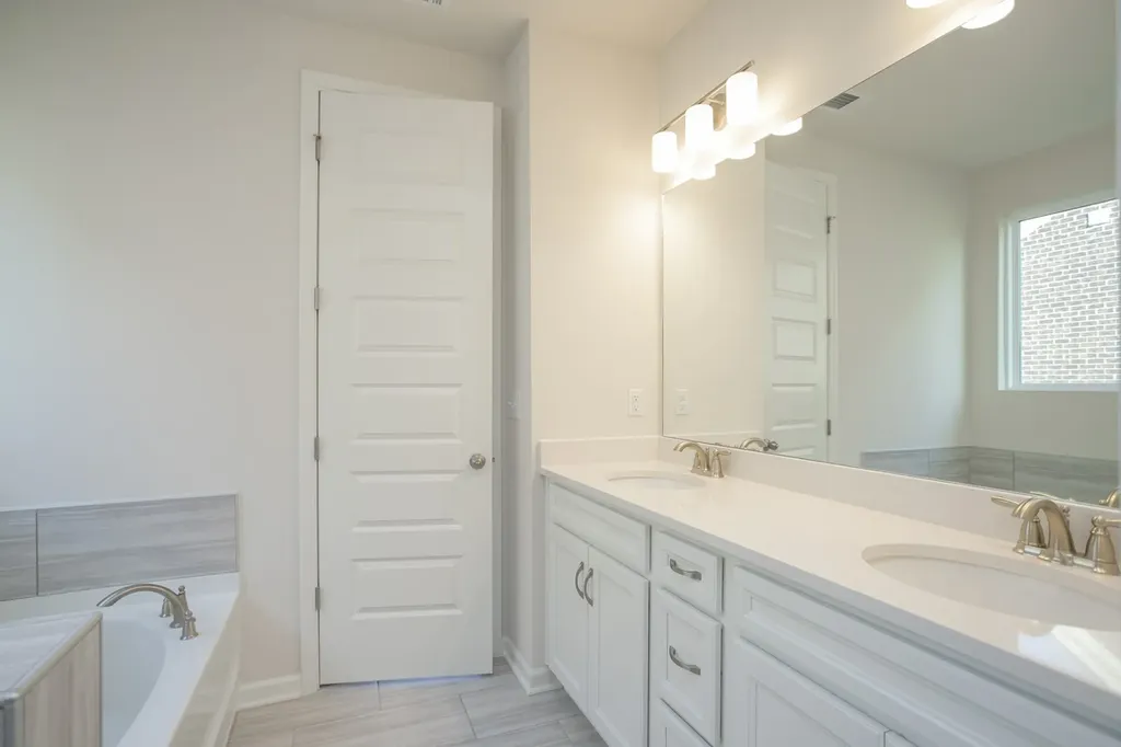 2402 Maywood Court Mount Juliet TN 37122