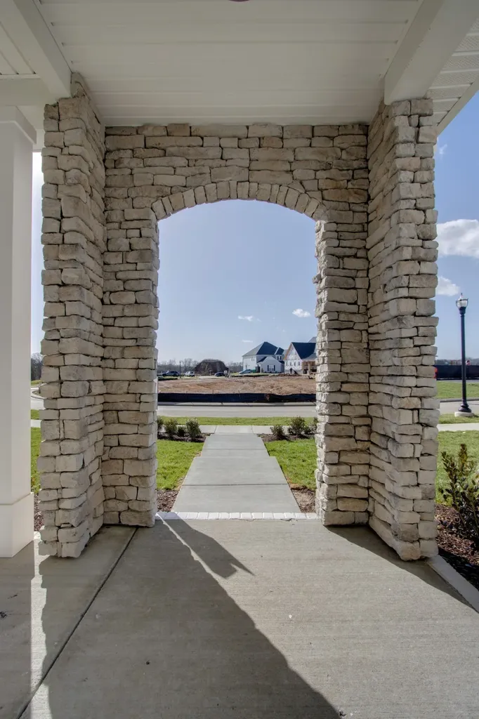 2884 Delta Circle Mount Juliet TN 37122