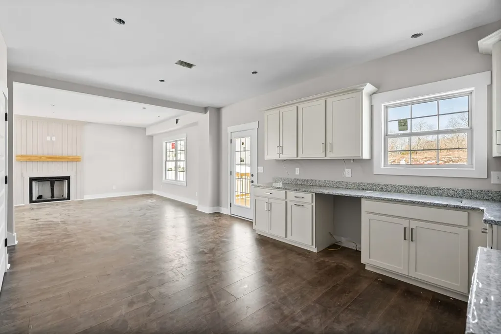 76 Sycamore Hill Clarksville TN 37042