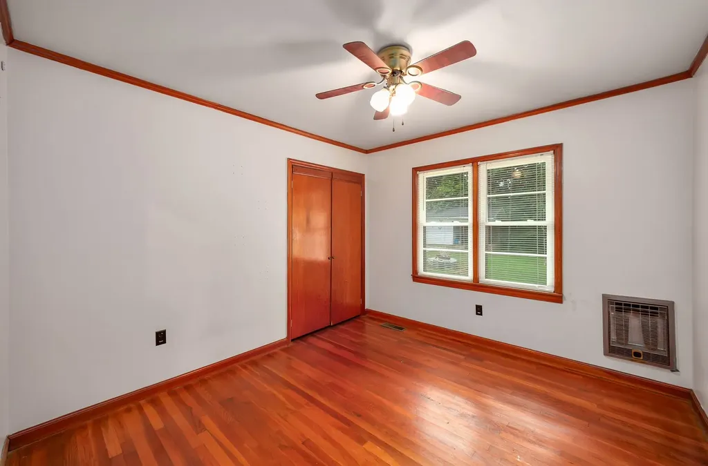 649 Natchez Trace Drive Lexington TN 38351
