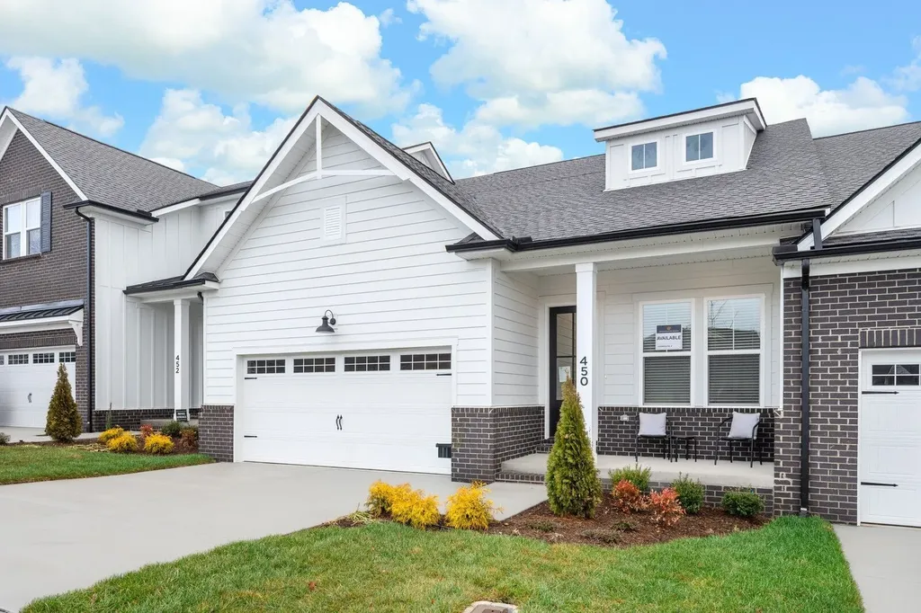 468 Buckwood Avenue Thompsons Station TN 37179