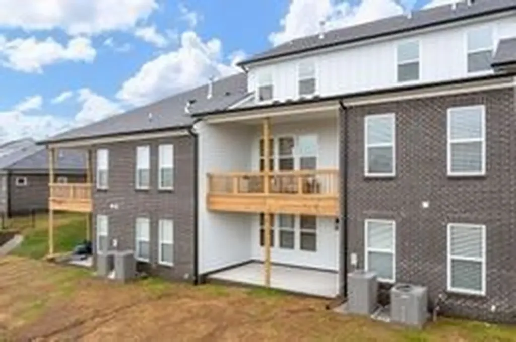 468 Buckwood Avenue Thompsons Station TN 37179