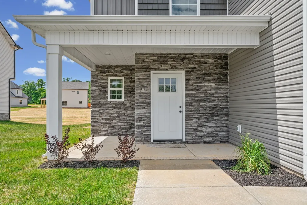 77 Sycamore Hill Clarksville TN 37042