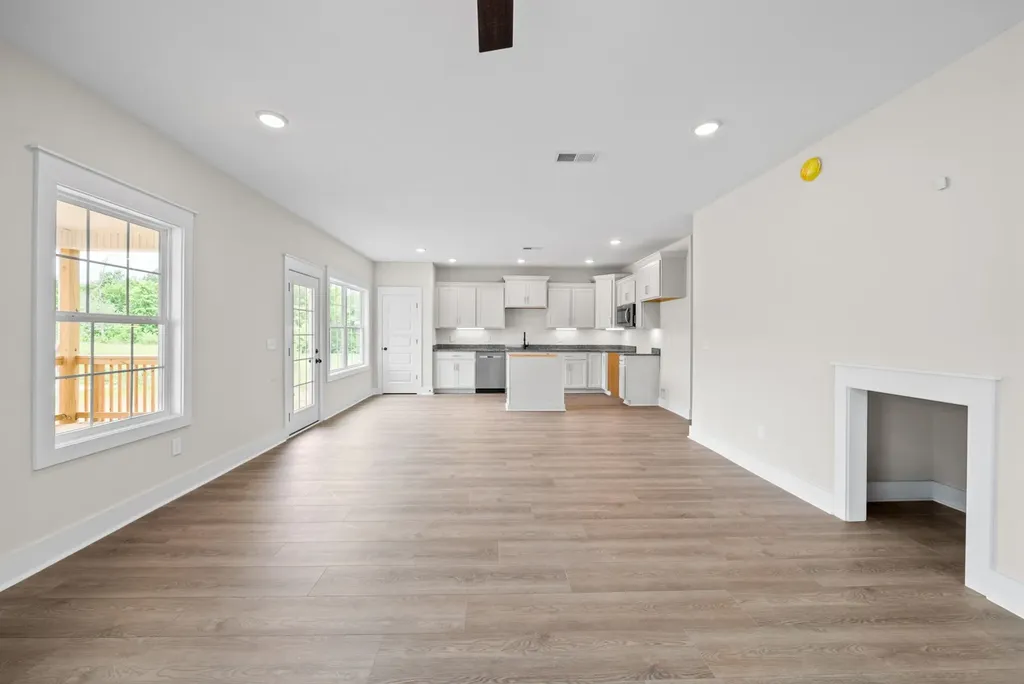 77 Sycamore Hill Clarksville TN 37042