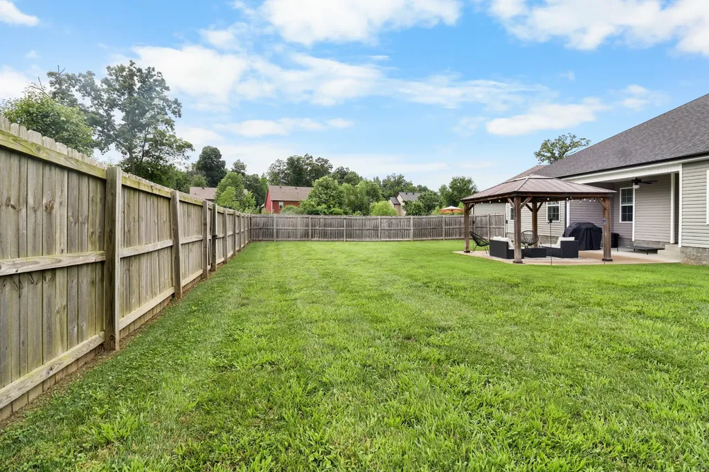 1278 Magnum Drive Clarksville TN 37040