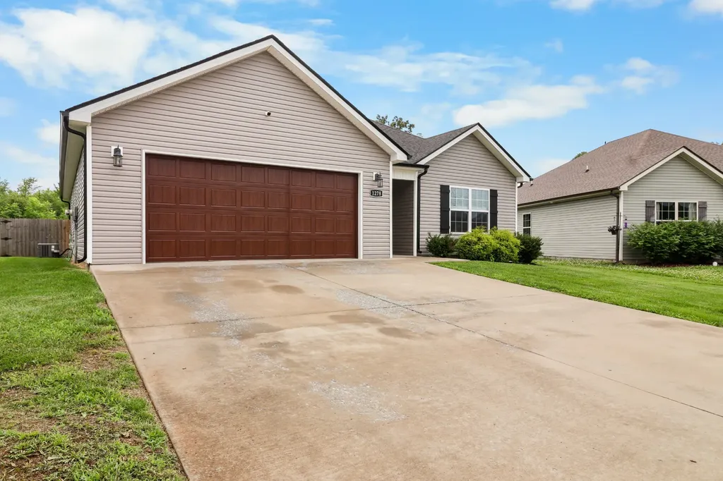 1278 Magnum Drive Clarksville TN 37040