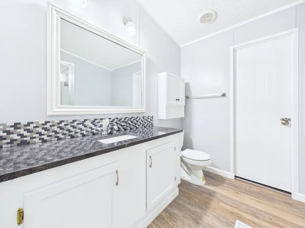 43 Glenn Madisonville TN 37354