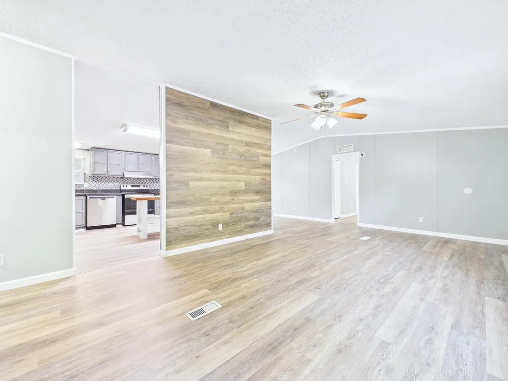 43 Glenn Madisonville TN 37354