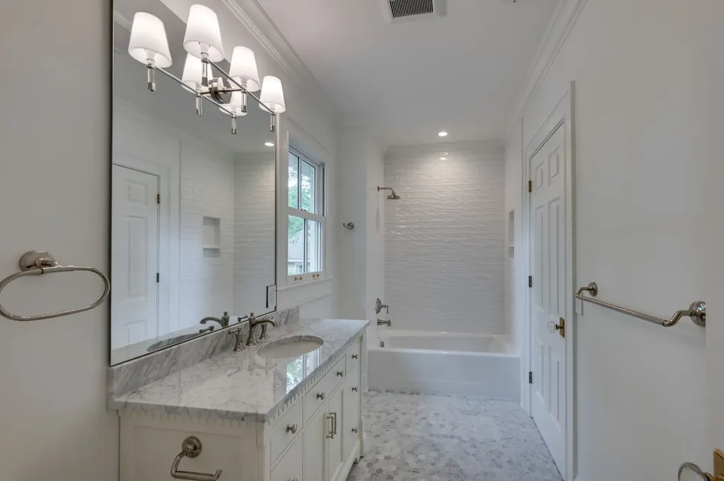 4428 Sheppard Place Nashville TN 37205