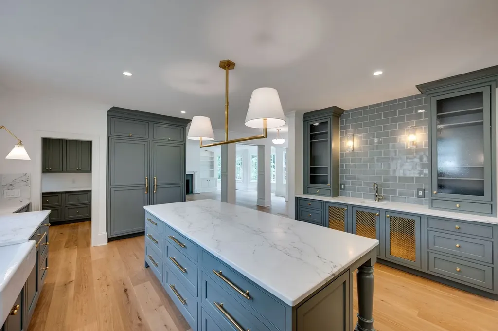 4428 Sheppard Place Nashville TN 37205