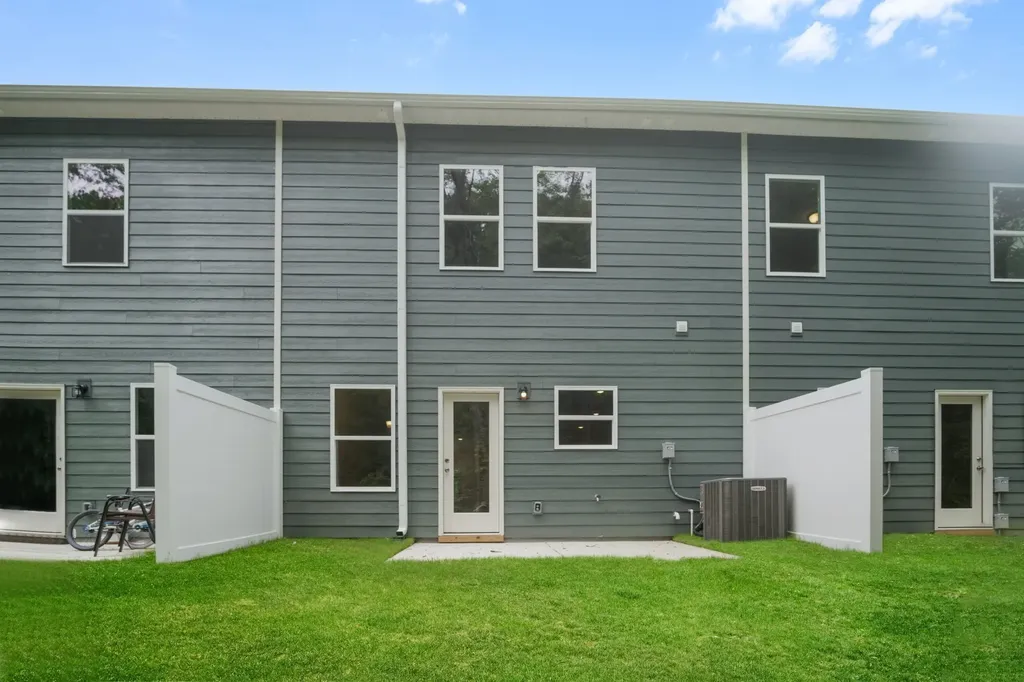 105 Ironhorse Way Dickson TN 37055