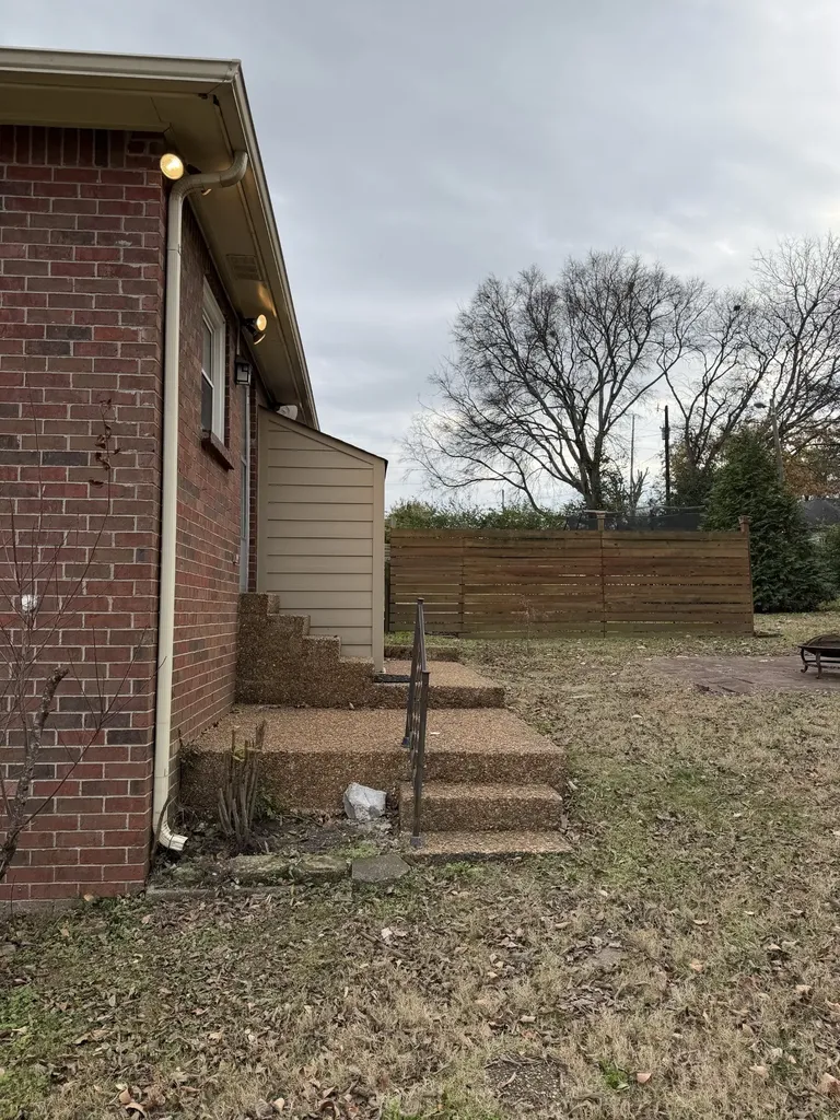 111 Cash Lane Madison TN 37115
