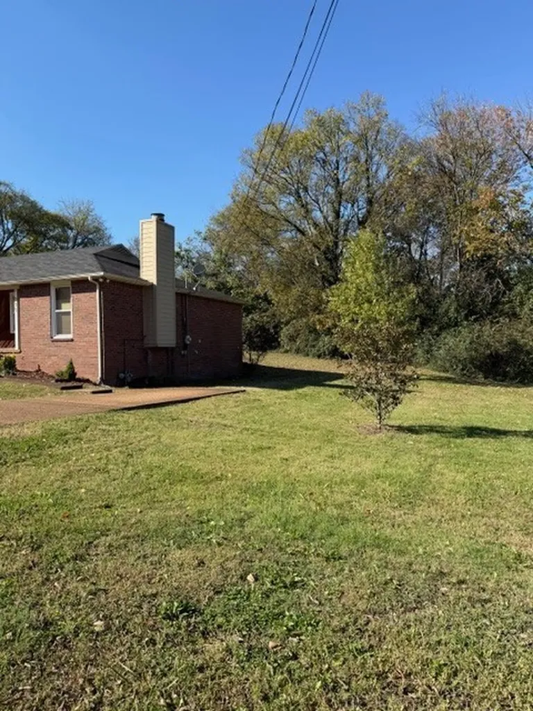 111 Cash Lane Madison TN 37115