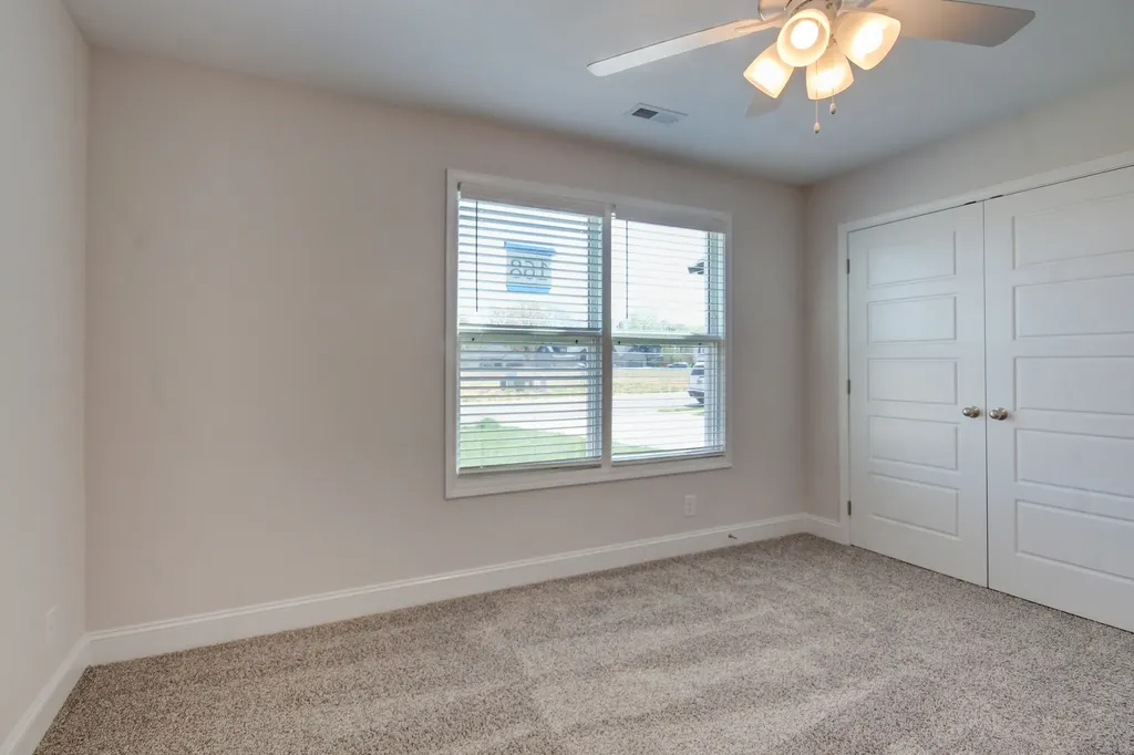 196 Donegal Drive Clarksville TN 37042