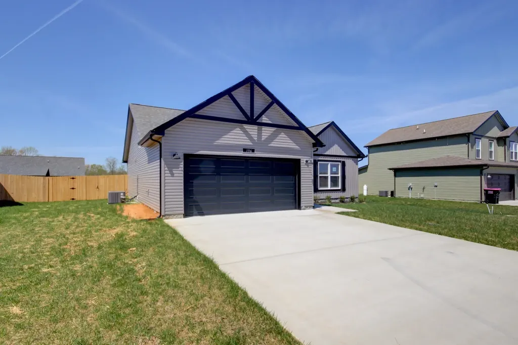 196 Donegal Drive Clarksville TN 37042