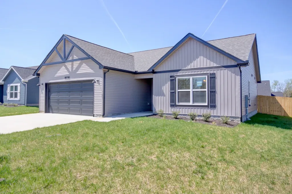 196 Donegal Drive Clarksville TN 37042