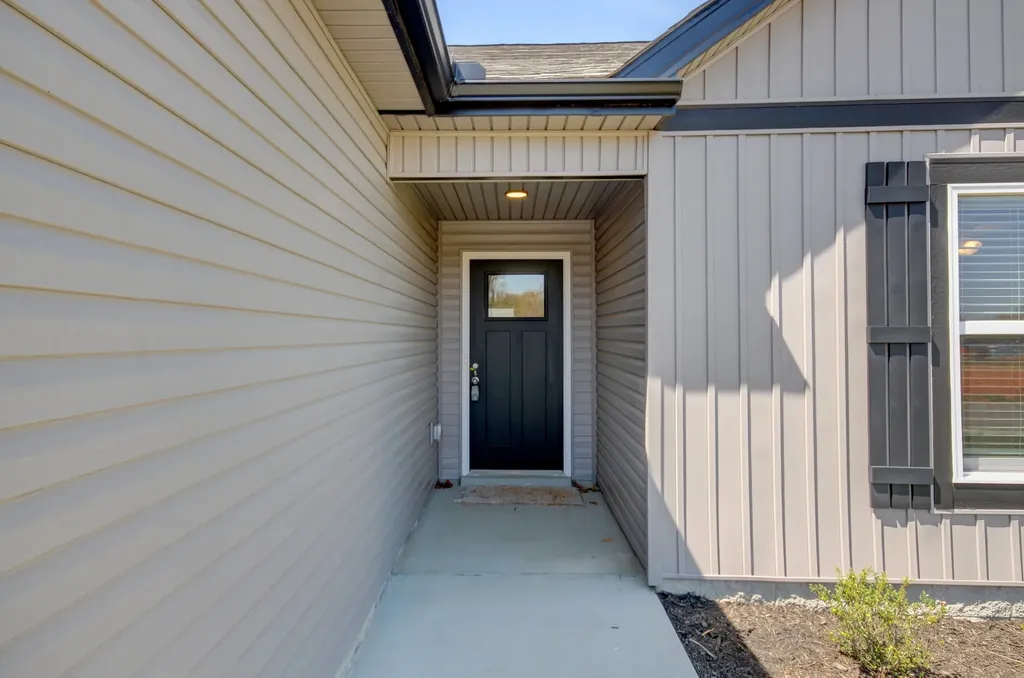 196 Donegal Drive Clarksville TN 37042