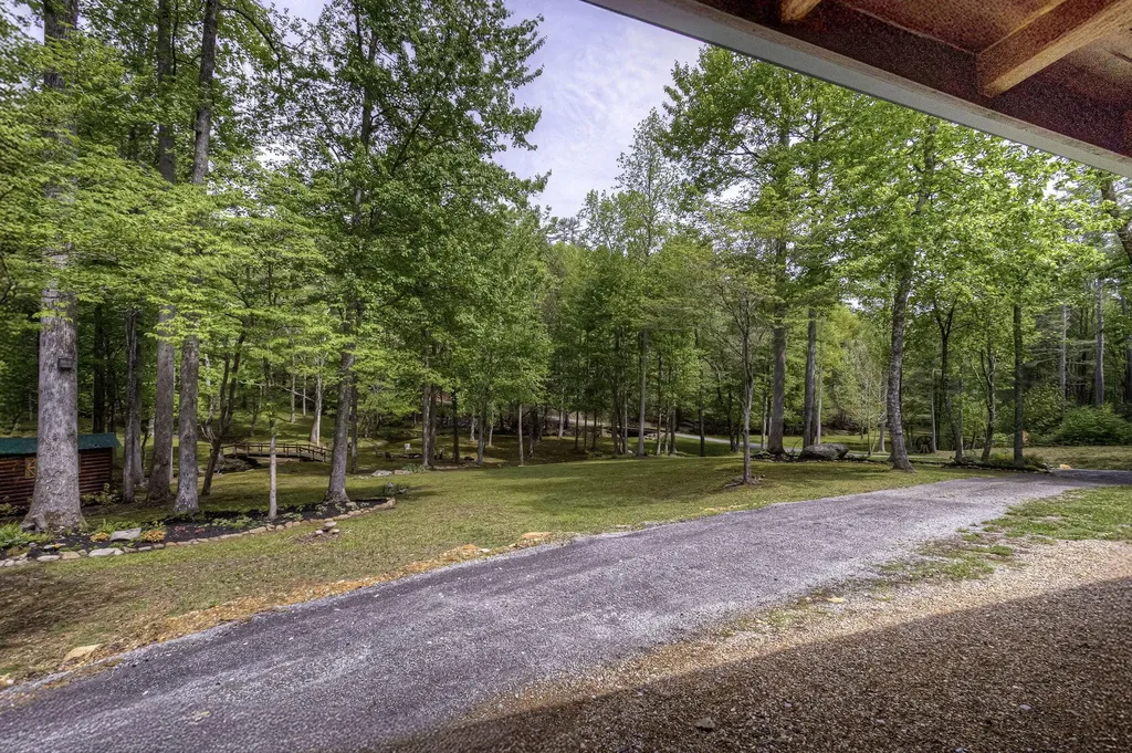 480 Holder Cemetery Road Tellico Plains TN 37385