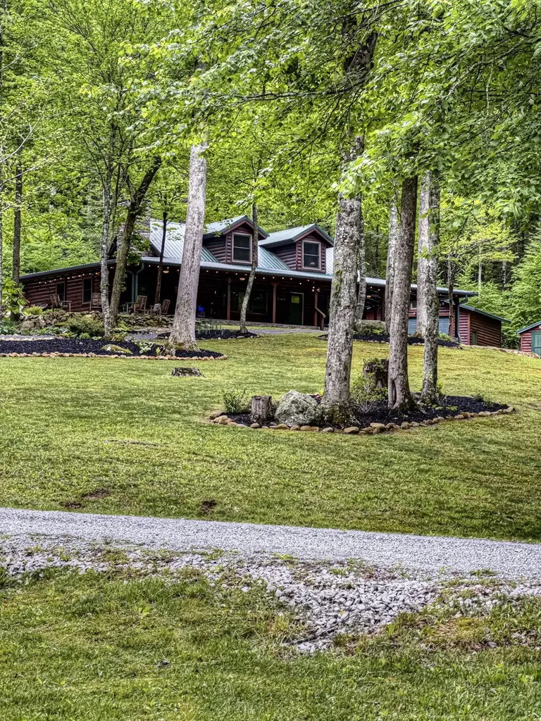 480 Holder Cemetery Road Tellico Plains TN 37385