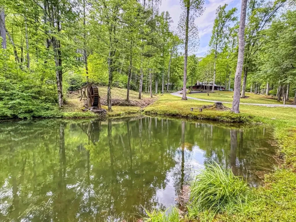 480 Holder Cemetery Road Tellico Plains TN 37385