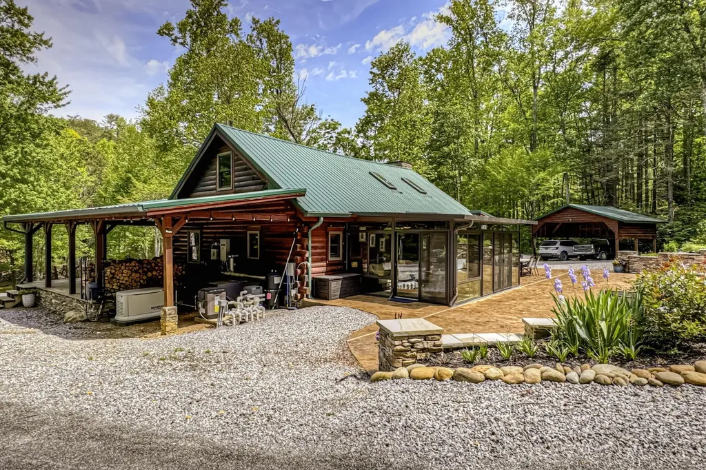 480 Holder Cemetery Road Tellico Plains TN 37385