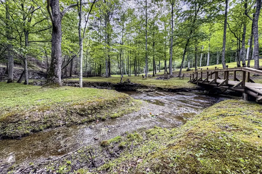 480 Holder Cemetery Road Tellico Plains TN 37385