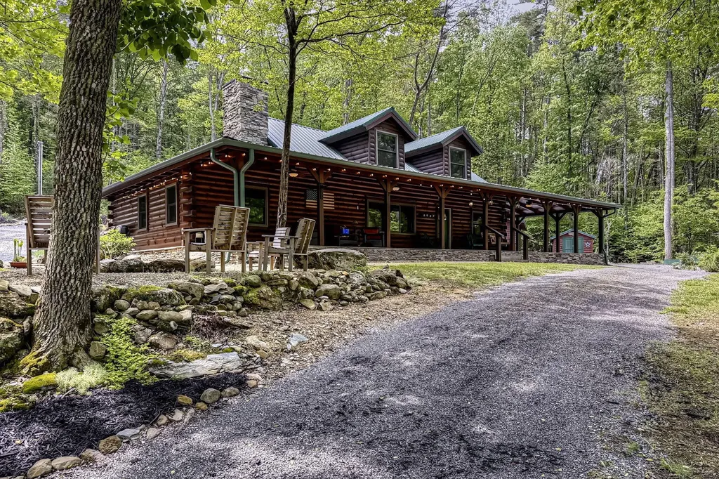 480 Holder Cemetery Road Tellico Plains TN 37385