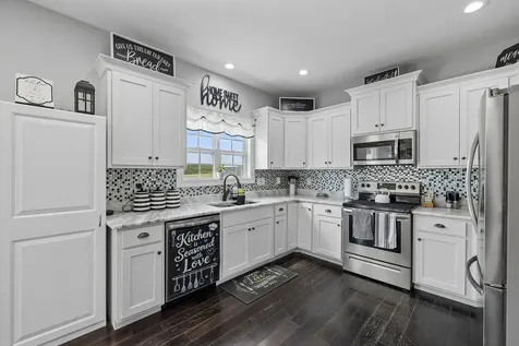 583 New Deal Potts Road Cottontown TN 37048