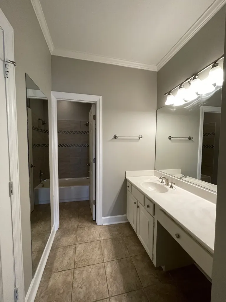712 Arkland Place Nashville TN 37215