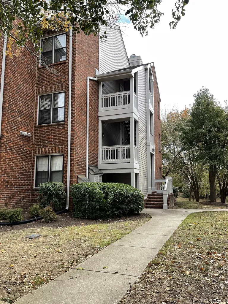 712 Arkland Place Nashville TN 37215