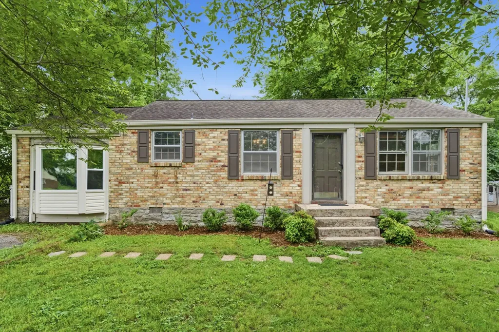 704 Mccarley Avenue Madison TN 37115
